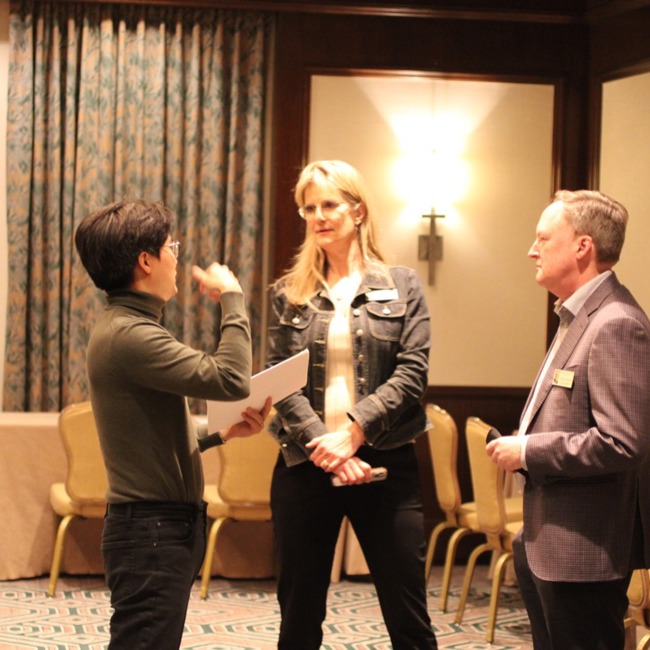 affiliate dr kevin lee with his sponsors